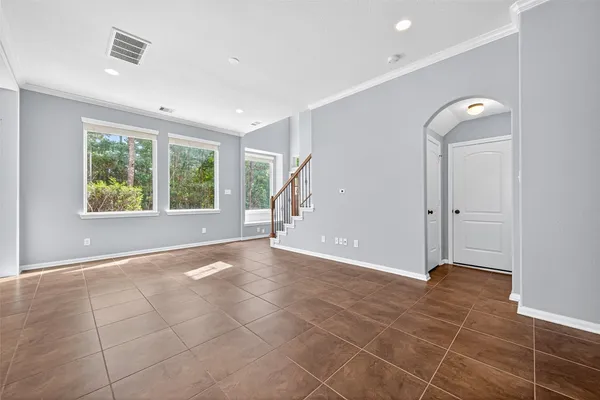 $375,000 | 137 Cheswood Manor Drive, The Woodlands, TX 77382