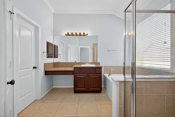 $375,000 | 137 Cheswood Manor Drive, The Woodlands, TX 77382