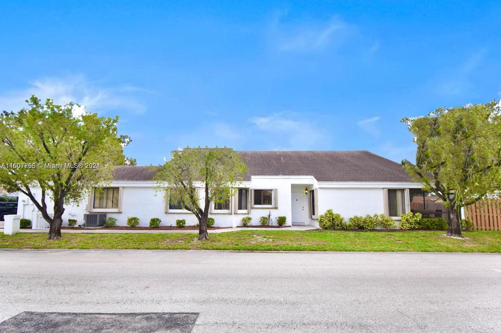 2071 Northwest 35th Ter  