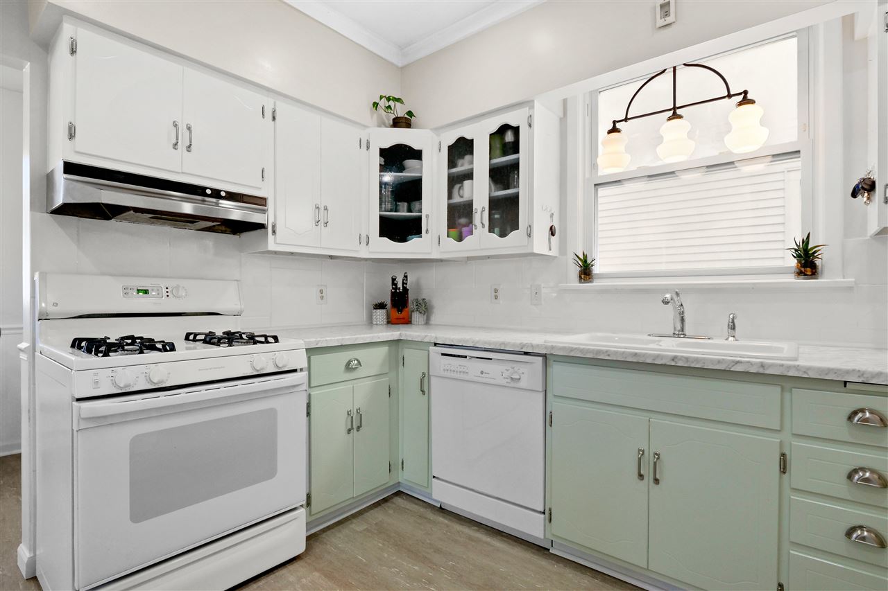 2327 Oakridge Road Fort Wayne, IN 46805 - Photo 15 of 36