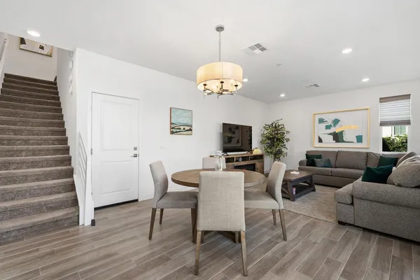 $3,200 | 76333 Trojan Drive, Palm Desert, CA 92211
