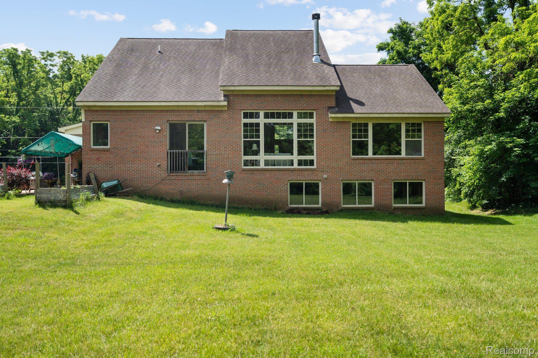 49650 West 9 Mile Road Novi, MI 48374 - Photo 27 of 33 Gallery Image 27