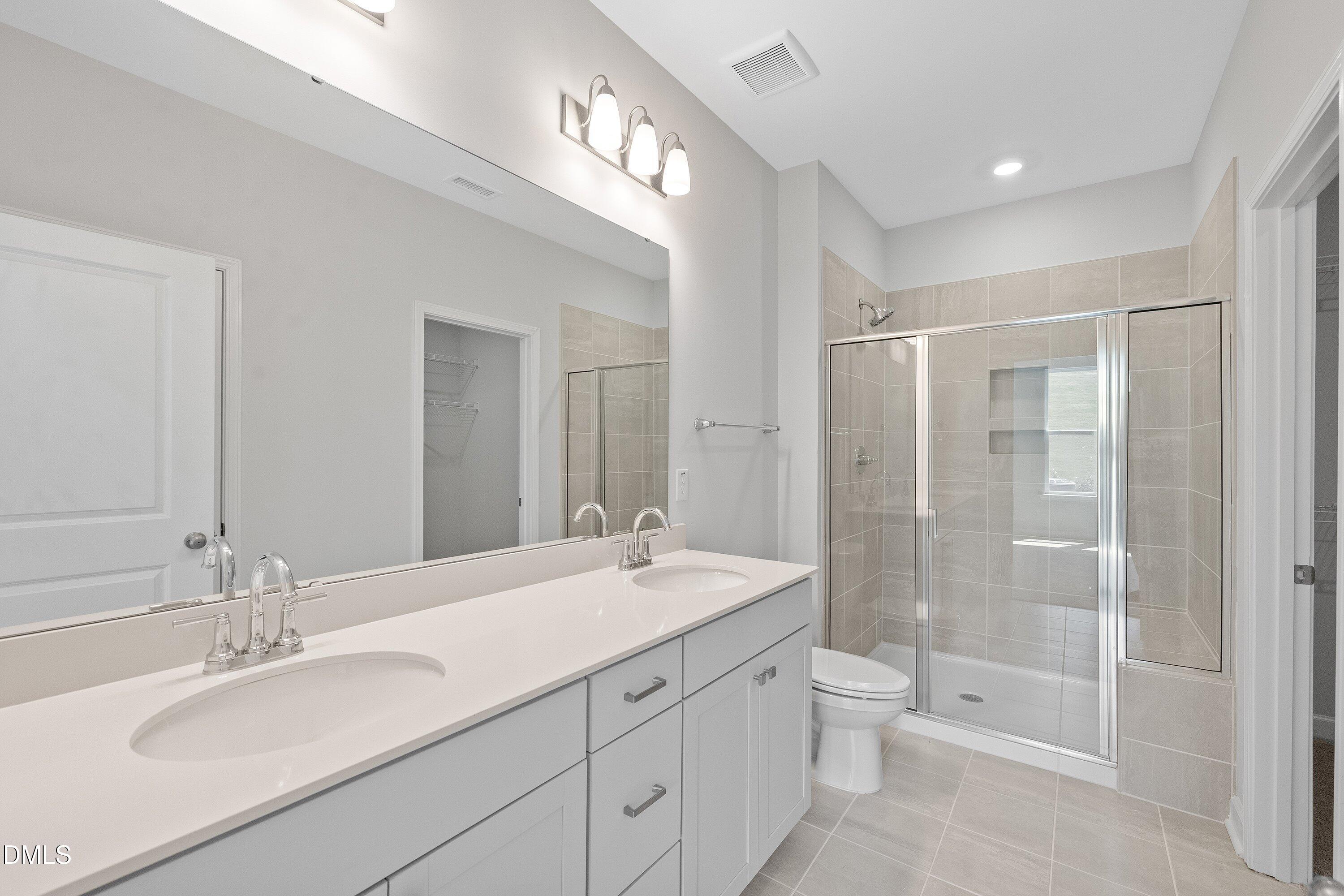 1205 Bell Heather Road Durham, NC 27703 - Photo 22 of 42 22-1205 Bell Heather Rd _4692
