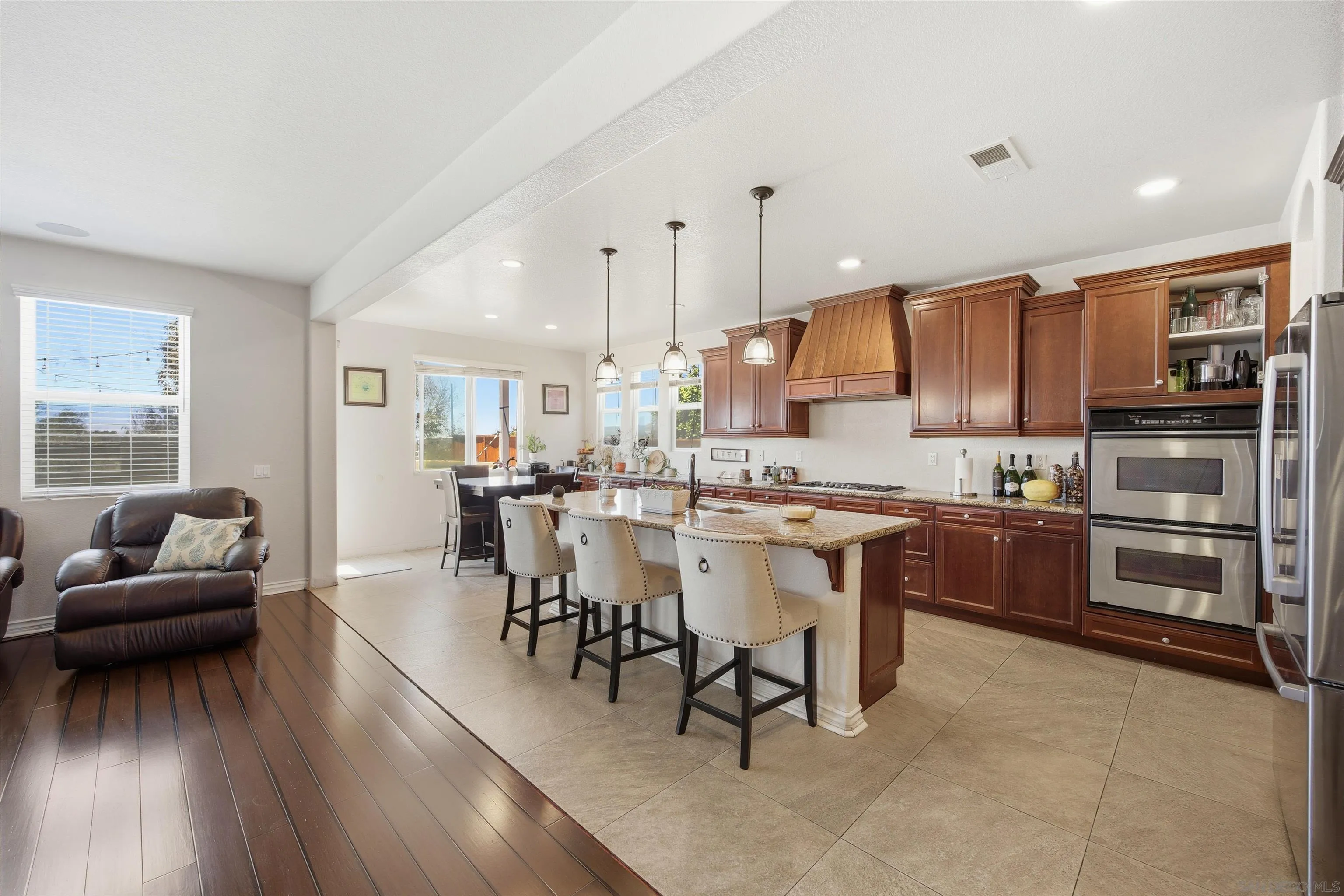 878 Sunset Ridge Place Chula Vista, CA 91914 - Photo 19 of 75