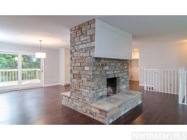 9185 Cedar Forest Road Eden Prairie, MN 55347 - Photo 5 of 18