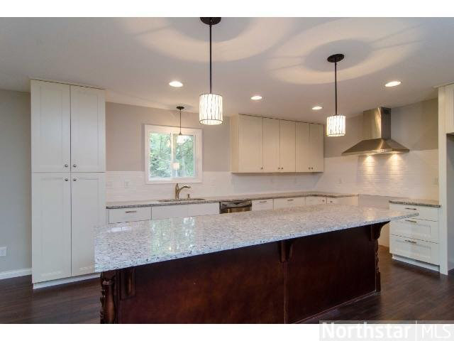 9185 Cedar Forest Road Eden Prairie, MN 55347 - Photo 9 of 18