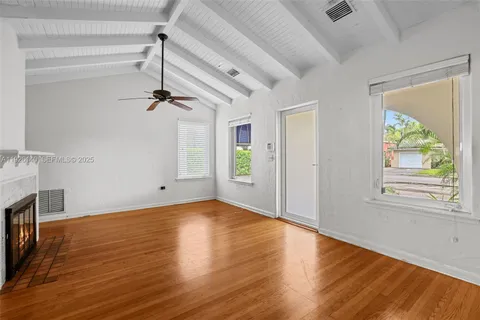 $4,750 | 410 Minorca Avenue, Coral Gables, FL 33134