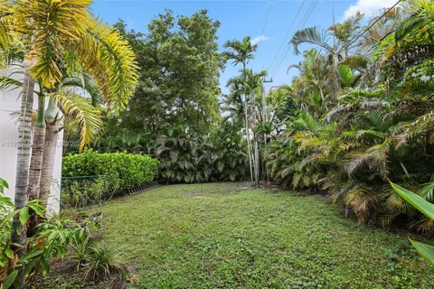 $4,750 | 410 Minorca Avenue, Coral Gables, FL 33134