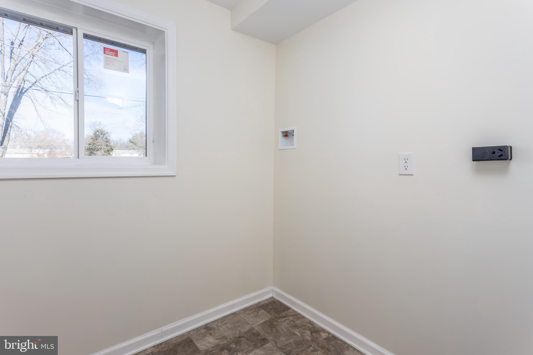 1062 Rest Church Road Clear Brook, VA 22624 - Photo 28 of 32 Laundry room
