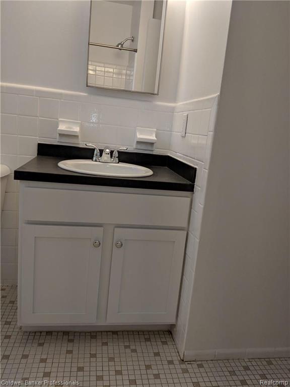 38 3rd Street, Unit 4 Mount Clemens, MI 48043 - Photo 9 of 10