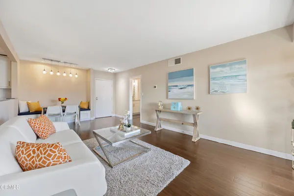 $548,800 | 2386 East Del Mar Boulevard, Unit 301, Pasadena, CA 91107