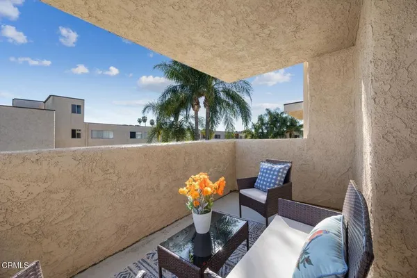 $548,800 | 2386 East Del Mar Boulevard, Unit 301, Pasadena, CA 91107