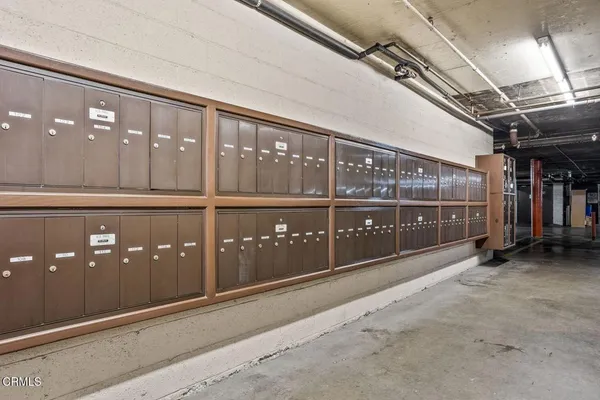 $548,800 | 2386 East Del Mar Boulevard, Unit 301, Pasadena, CA 91107