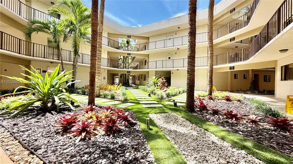 $1,850 | 8045 Southwest 107th Avenue, Unit 309, Miami, FL 33173