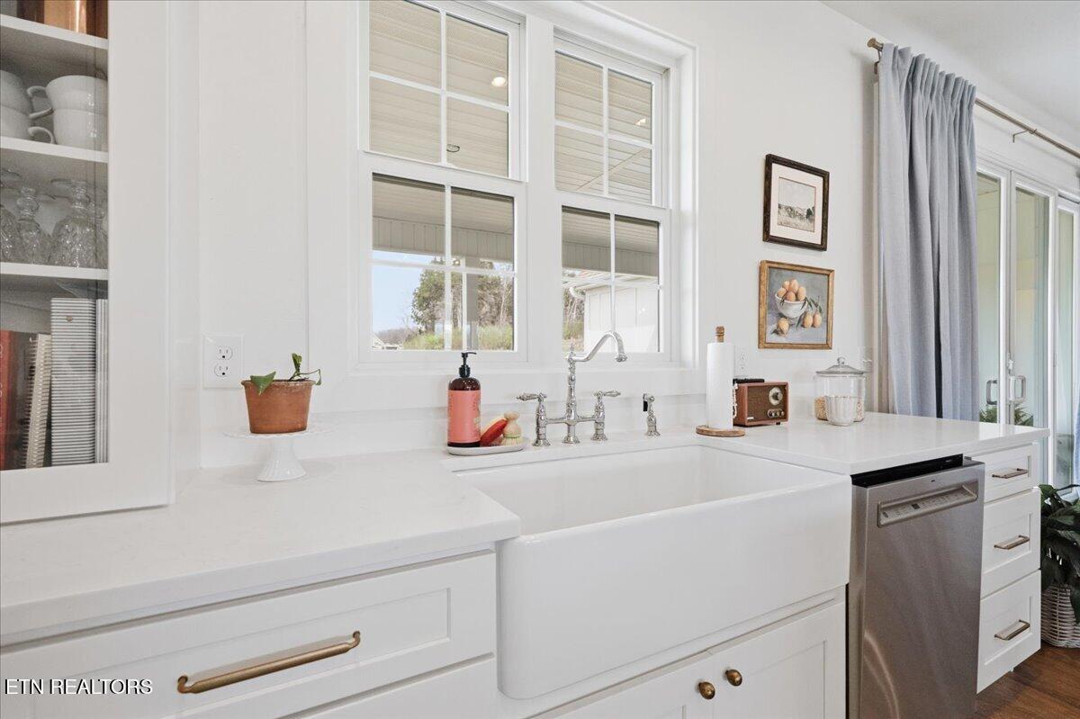 4817 Morganton Road Greenback, TN 37742 - Photo 13 of 41 17-010_7K9A7913