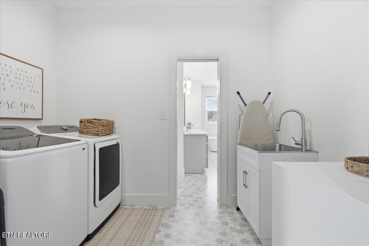 4817 Morganton Road Greenback, TN 37742 - Photo 24 of 41 37-030_7K9A7853