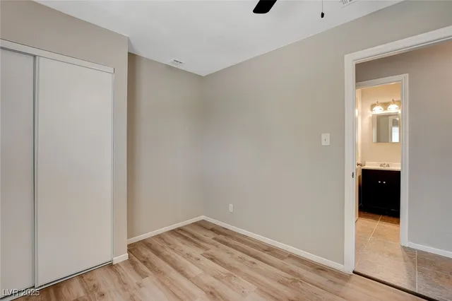 $1,800 | 620 Palmhurst Drive, Las Vegas, NV 89145