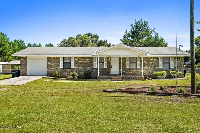 $244,900 | 1583 South Co Highway, DeFuniak Springs, FL 32435