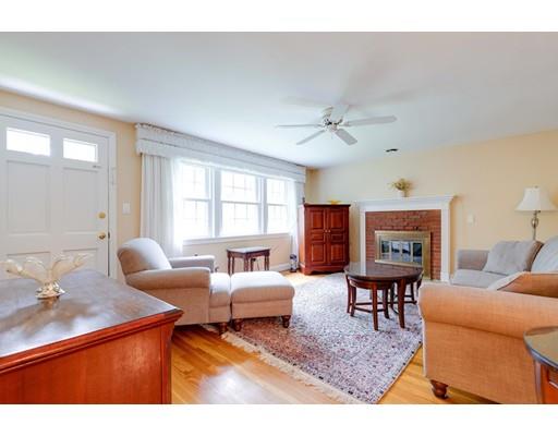 25 Spaulding Road Chelmsford, MA 01824 - Photo 4 of 21 Gallery Image 4