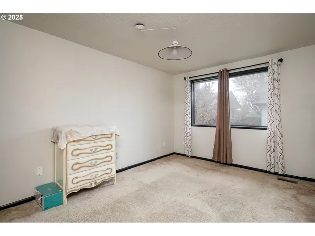 $525,000 | 6170 Southwest Cherryhill Drive, Beaverton, OR 97008