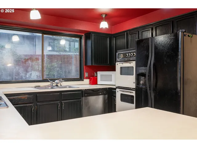 $525,000 | 6170 Southwest Cherryhill Drive, Beaverton, OR 97008