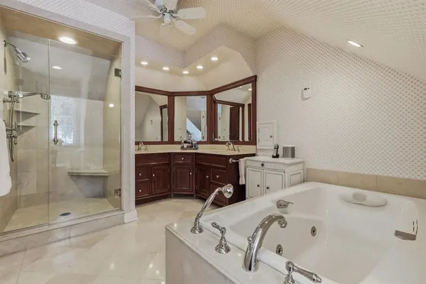 $1,200,000 | Undisclosed Address, Murrysville, PA 15668