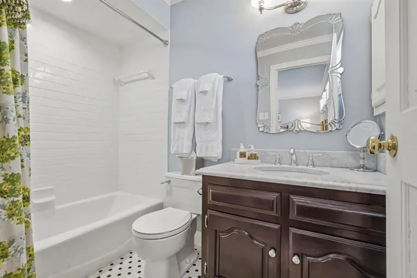 $1,200,000 | Undisclosed Address, Murrysville, PA 15668