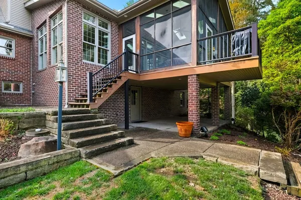 $1,200,000 | Undisclosed Address, Murrysville, PA 15668