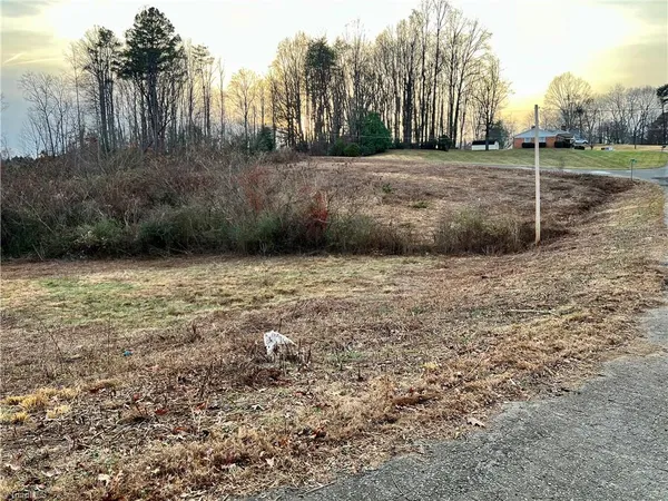 $199,000 | 205 Horseshoe Bend, Winston-Salem, NC 27101