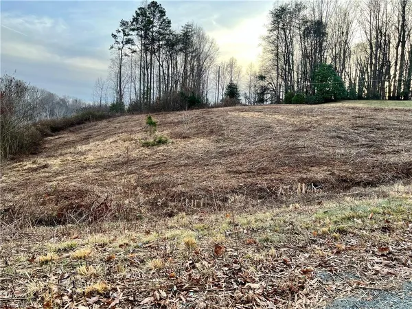 $199,000 | 205 Horseshoe Bend, Winston-Salem, NC 27101