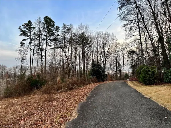 $199,000 | 205 Horseshoe Bend, Winston-Salem, NC 27101