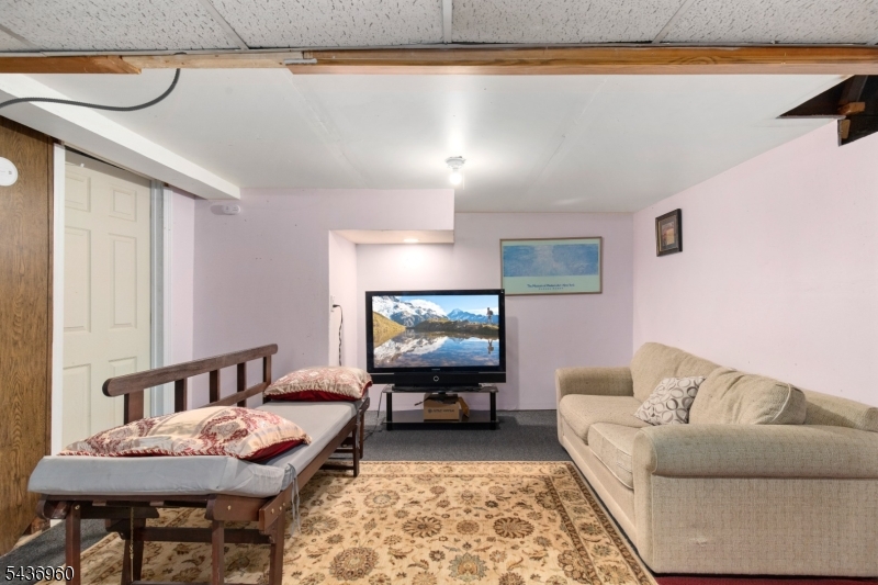16 Summit Road Clifton, NJ 07012 - Photo 20 of 29