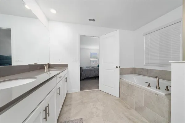 $2,800 | 11328 Listening Drive, Orlando, FL 32832