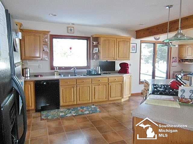 4159 Clegg Road Lambertville, MI 48144 - Photo 11 of 25 20712233-10.JPG