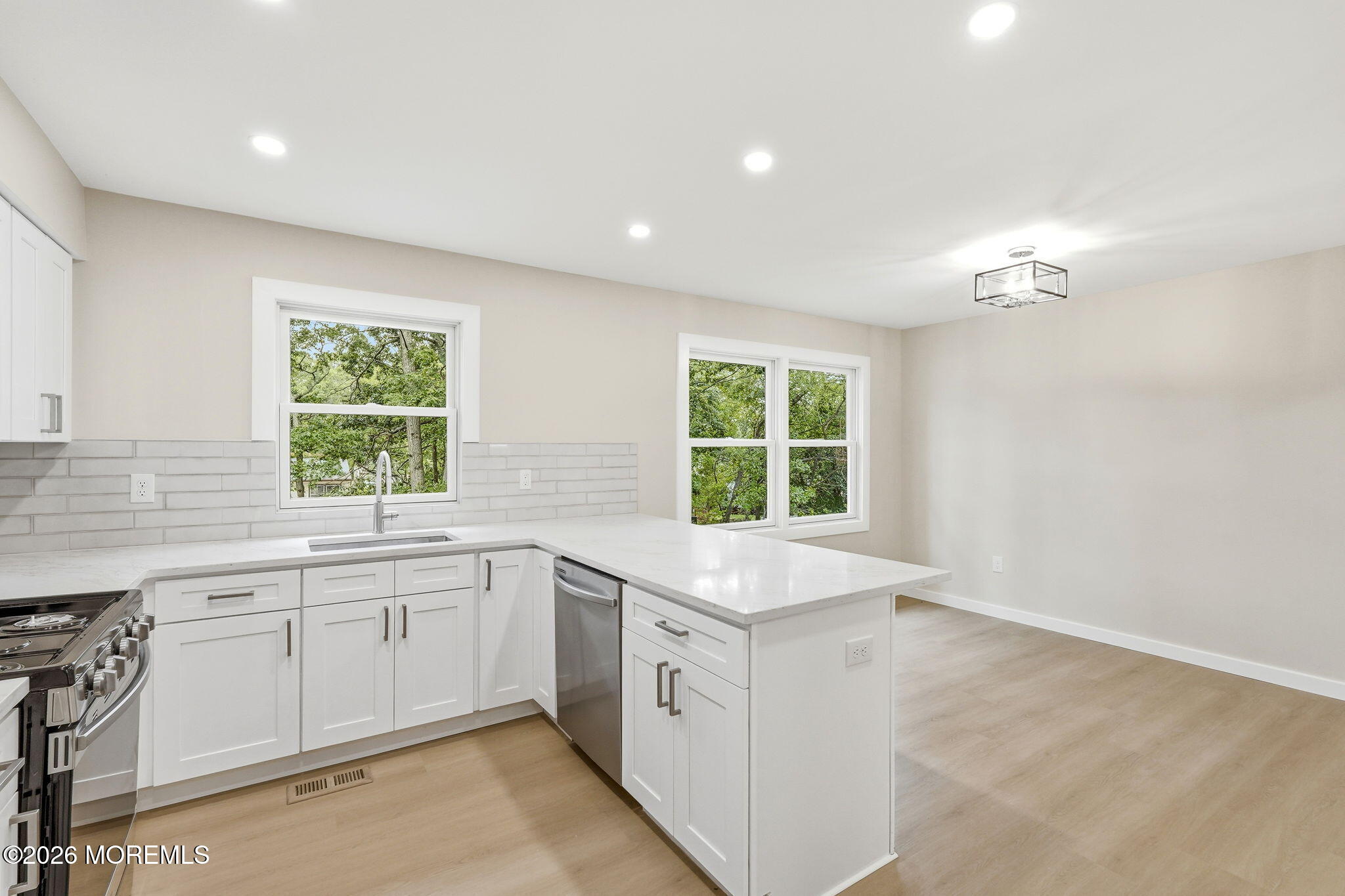 60 Woodland Road Bayville, NJ 08721 - Photo 19 of 47 17-web-or-mls-60 Woodland Rd21