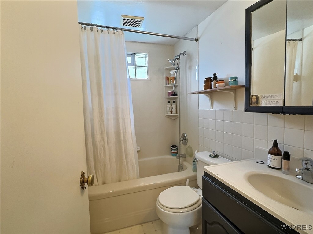 27 Eagle Street Amherst, NY 14221 - Photo 16 of 32