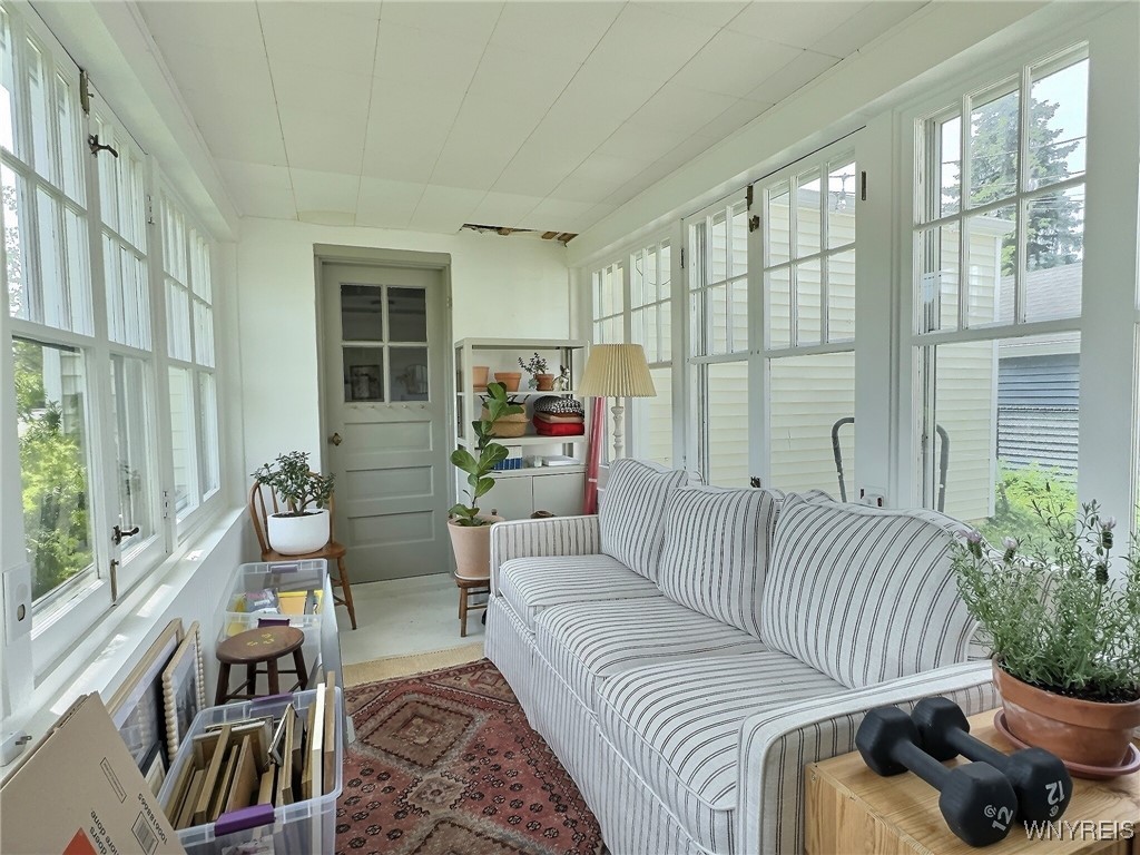 27 Eagle Street Amherst, NY 14221 - Photo 6 of 32