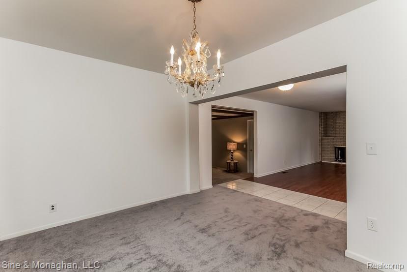 845 Cook Road Grosse Pointe, MI 48236 - Photo 11 of 48 011-Dining_Room-1898156-small.jpg