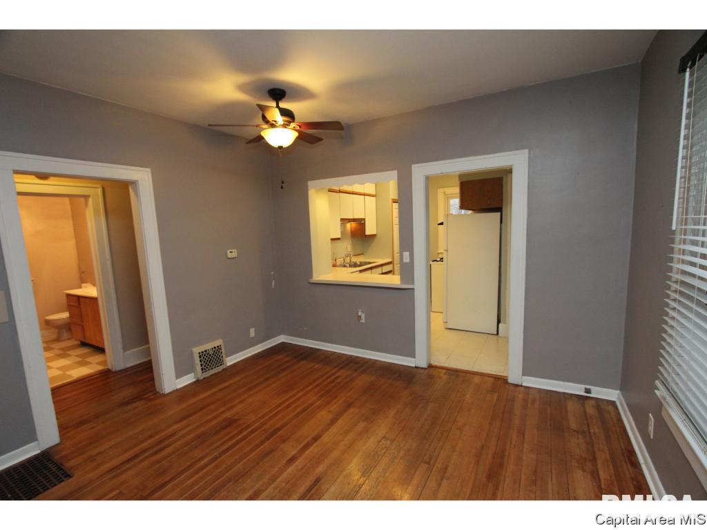 1832 South Pasfield Street Springfield, IL 62704 - Photo 5 of 17 Gallery Image 5