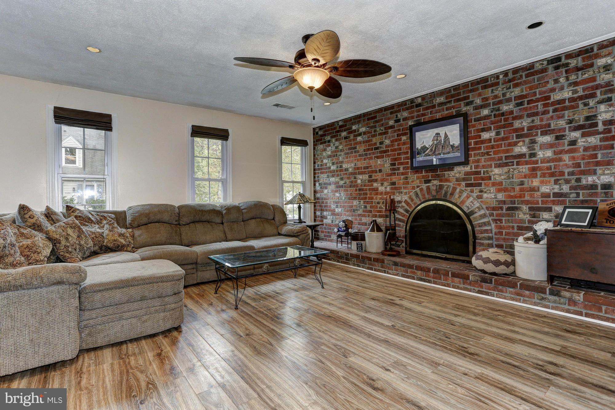 5206 Eliots Oak Road Columbia, MD 21044 - Photo 12 of 30 Family Room