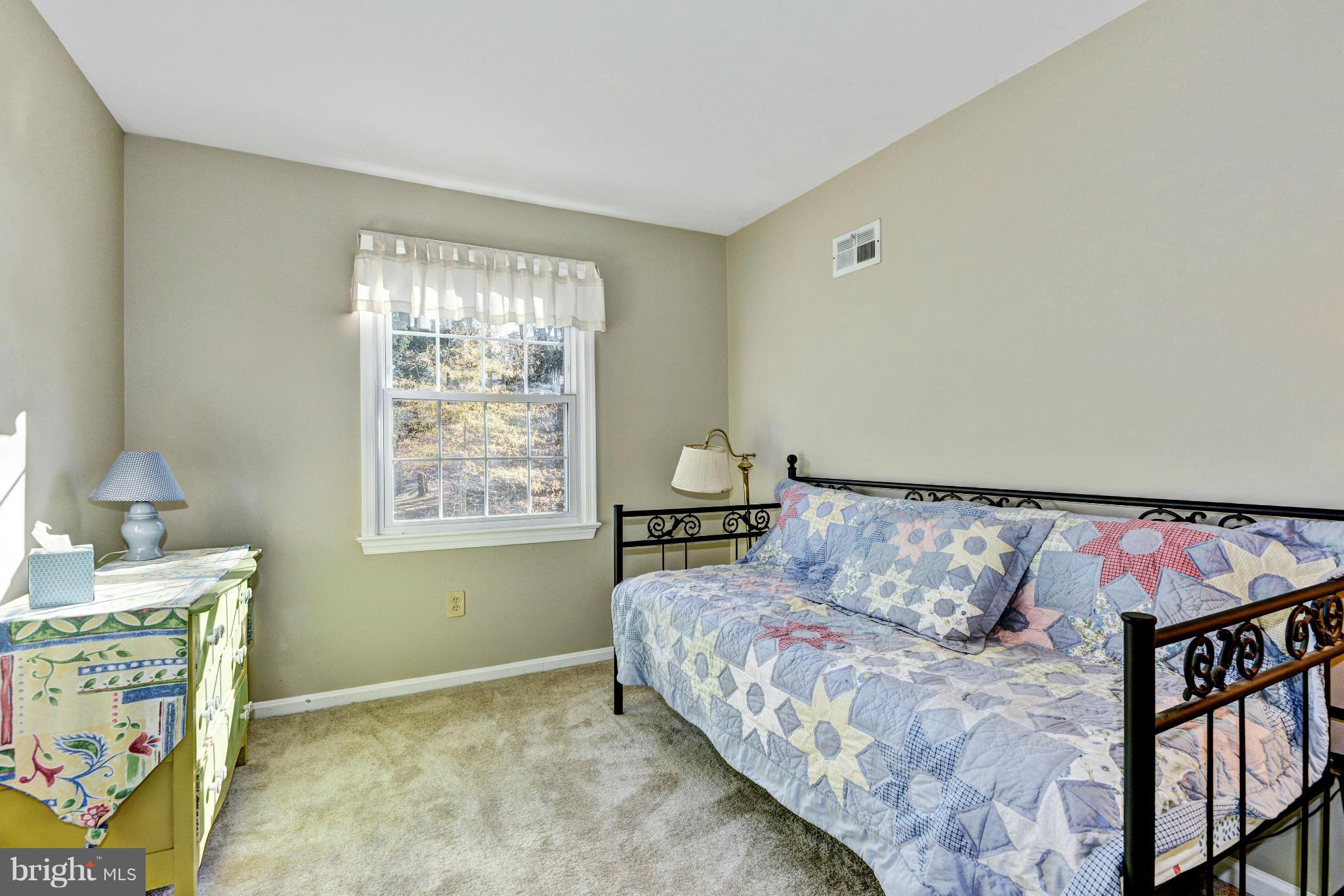 5206 Eliots Oak Road Columbia, MD 21044 - Photo 19 of 30 Bedroom