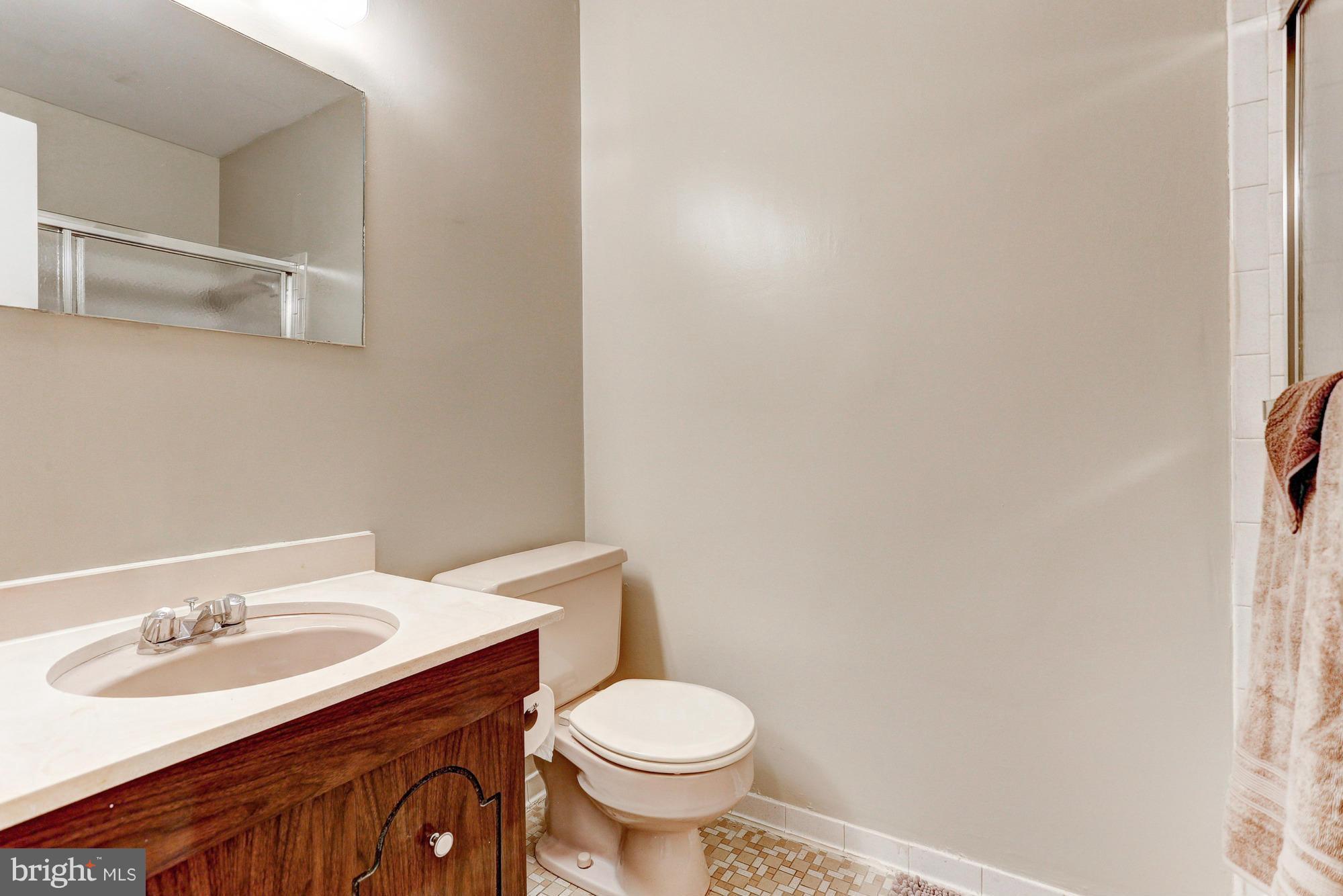 5206 Eliots Oak Road Columbia, MD 21044 - Photo 21 of 30 Bathroom (Full)