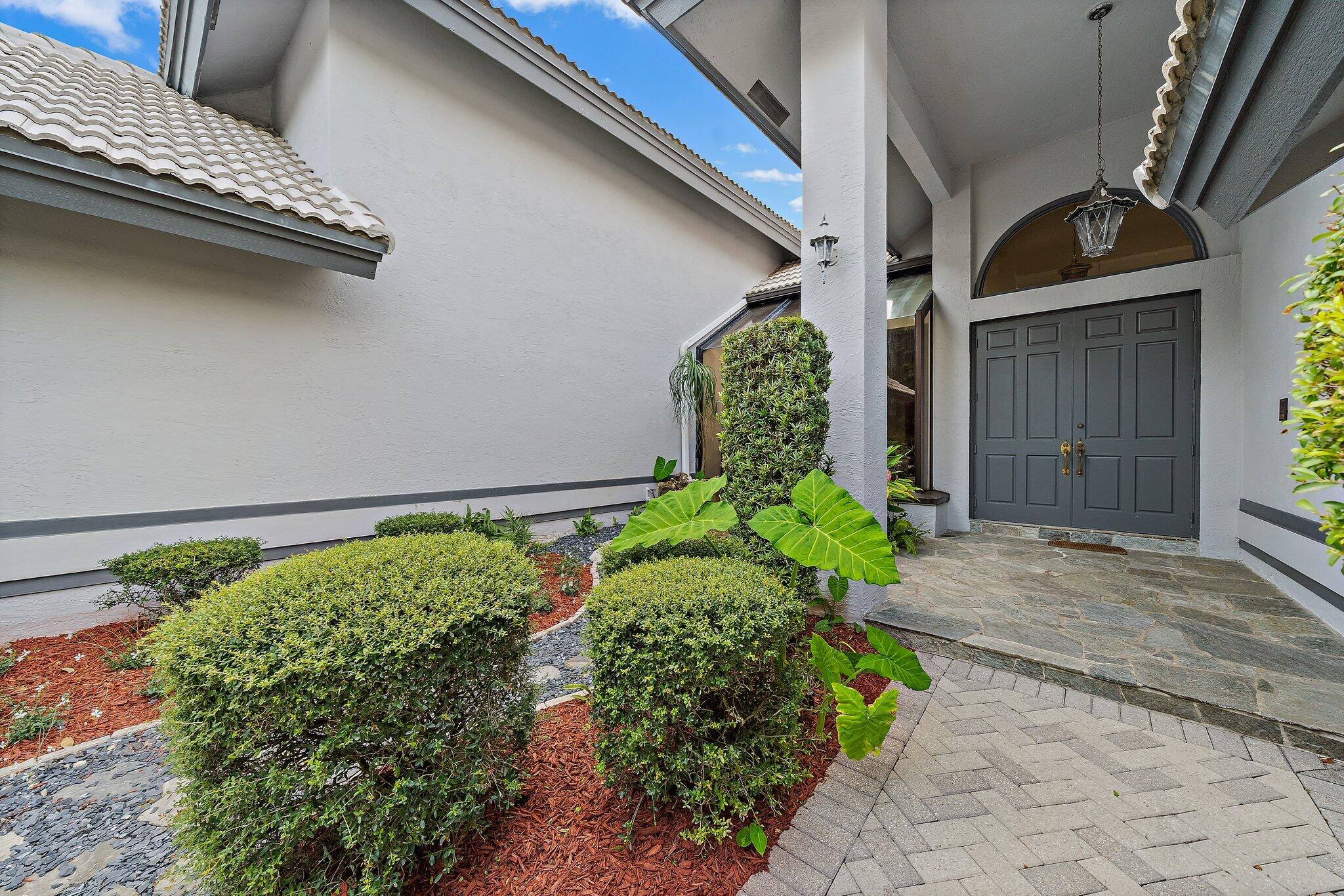 3235 Hyde Circle Boca Raton, FL 33434 - Photo 11 of 85 10