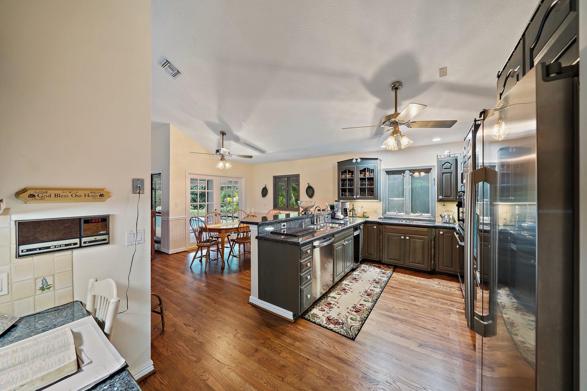 3235 Hyde Circle Boca Raton, FL 33434 - Photo 36 of 85 32