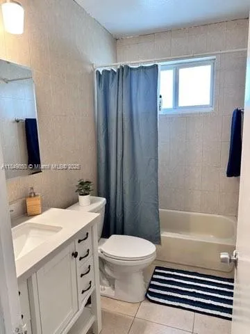 $4,000 | 585 Northwest 182nd Terrace, Miami Gardens, FL 33169