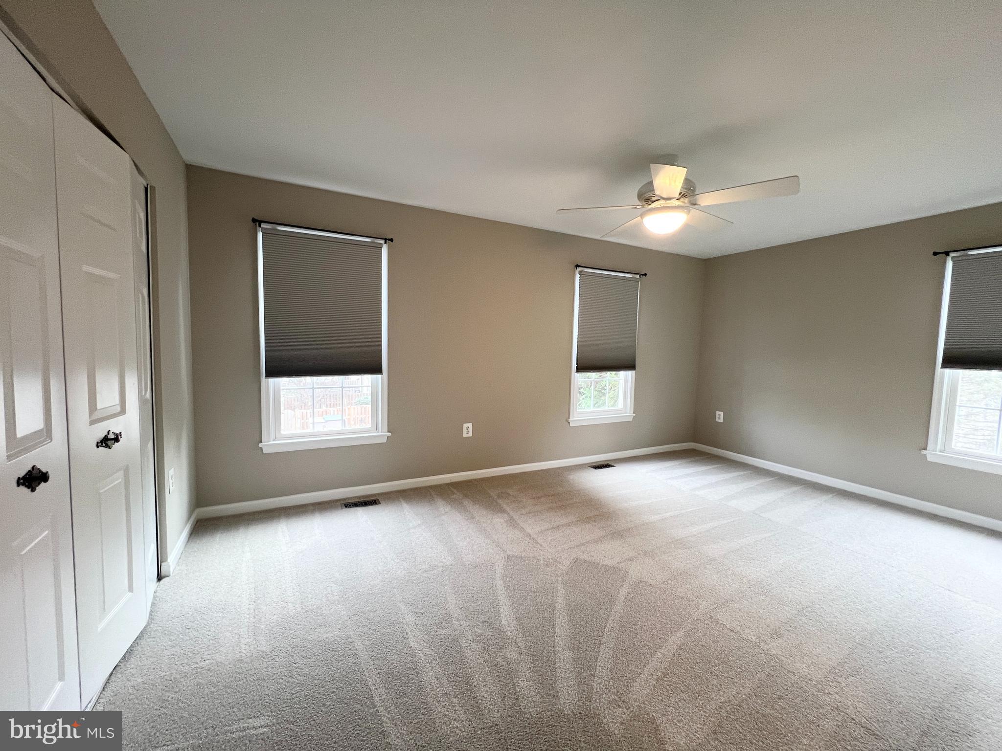 10287 Latney Road Fairfax, VA 22032 - Photo 13 of 26 a view of an empty room with a window