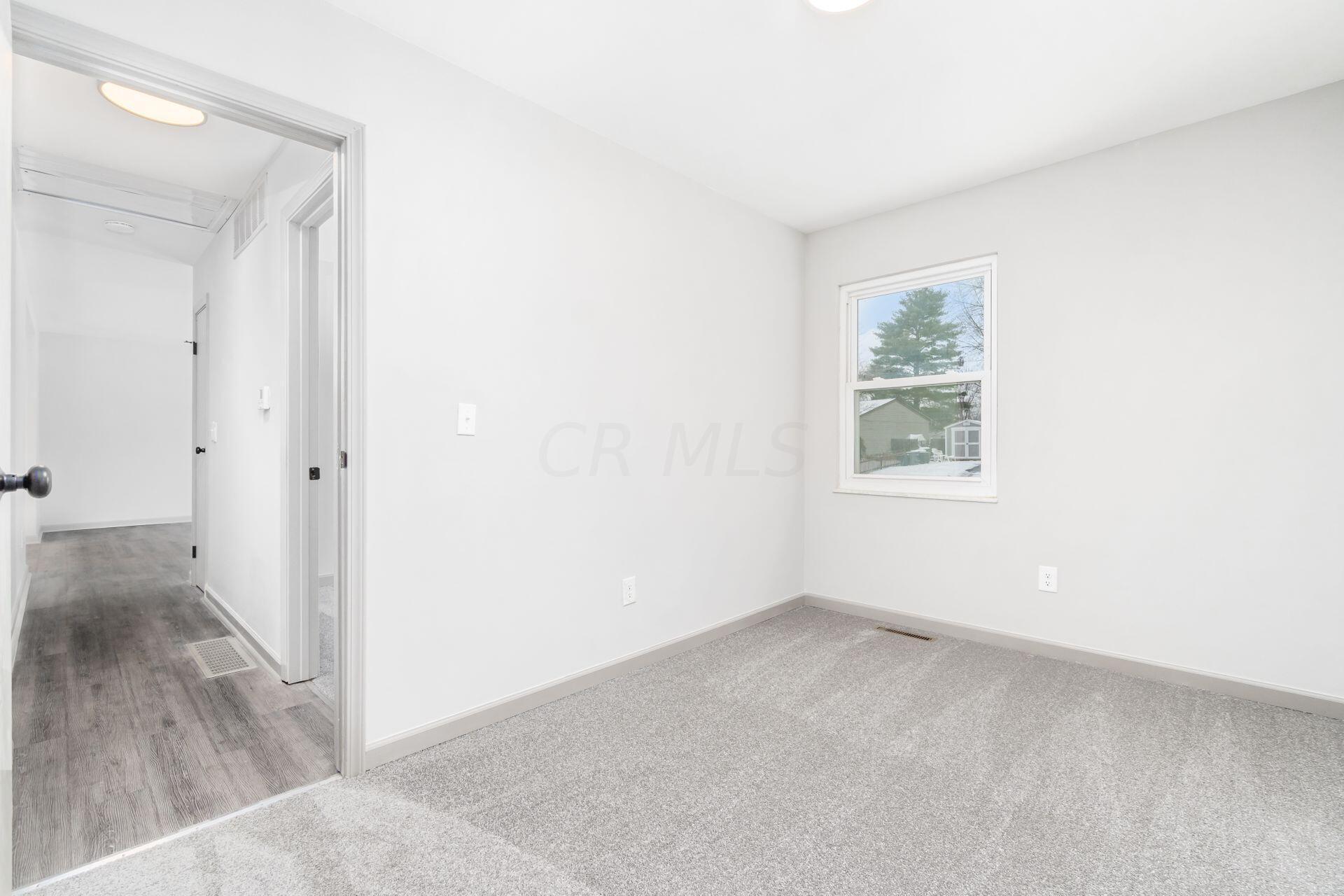 3515 Claretta Road Columbus, OH 43232 - Photo 26 of 45 029_ - 3515 Claretta Rd - 074