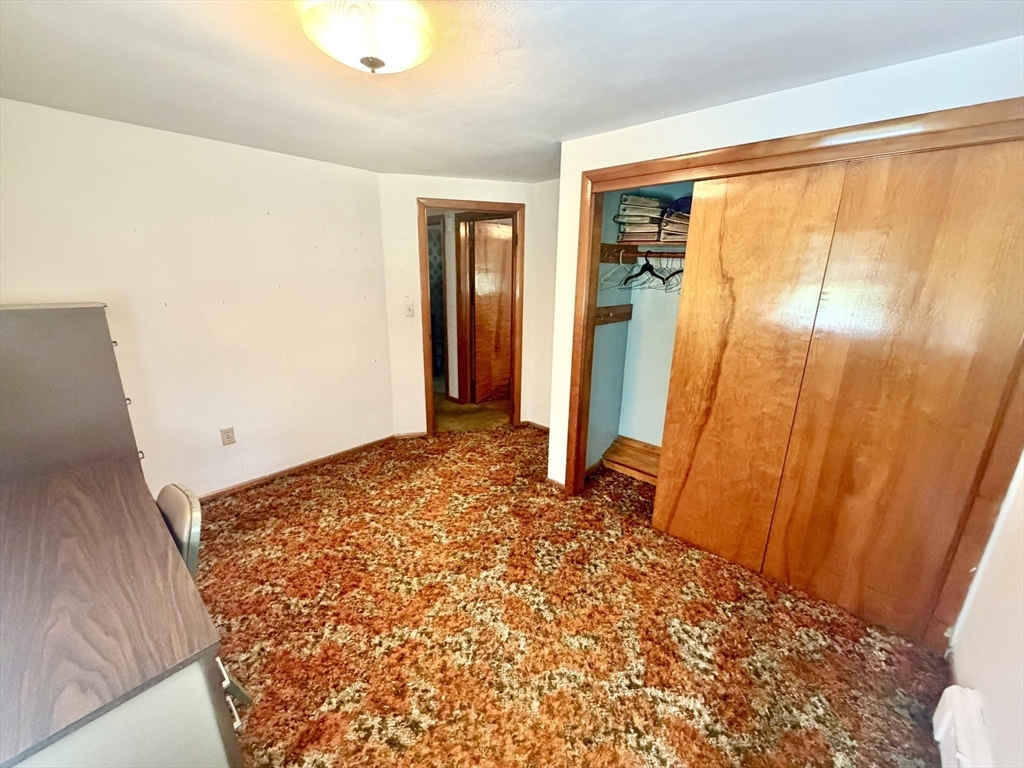 817 Somers Road East Longmeadow, MA 01028 - Photo 27 of 34