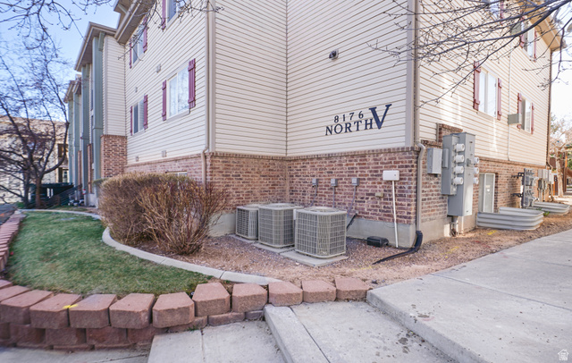 8176 North Cedar Springs Road, Unit V12 Eagle Mountain, UT 84005 - Photo 19 of 20