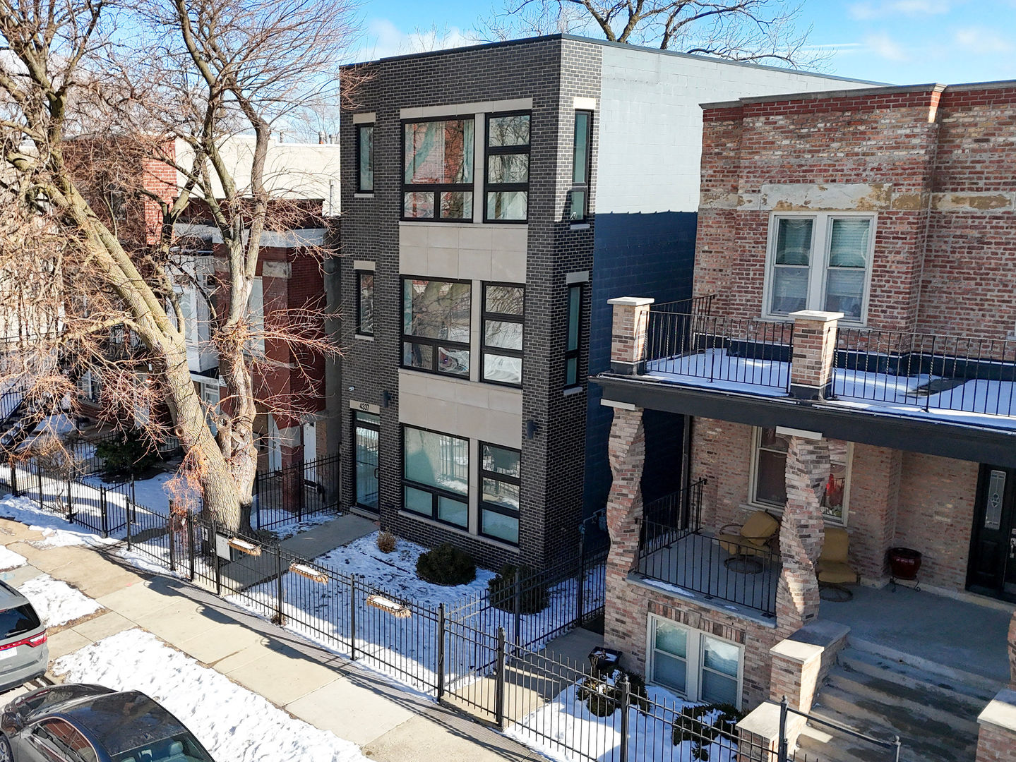 4337 South Berkeley Avenue, Unit 2 Chicago, IL 60653 - Photo 3 of 31